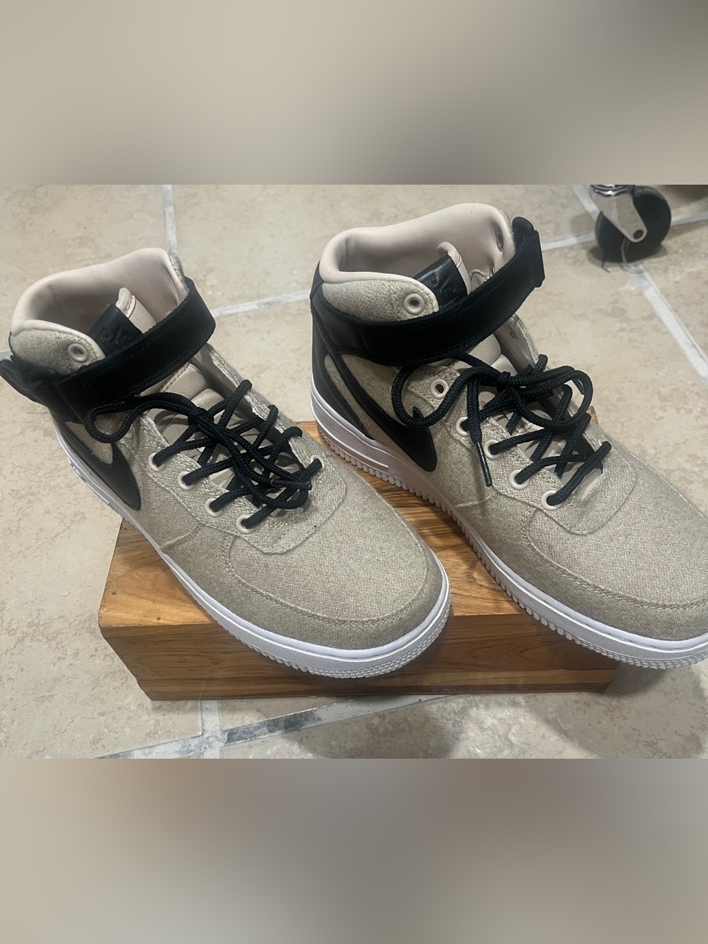 Womens Nike air force 1 high-Top Casual Sneakers in Beige and Black